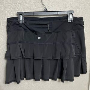 Lululemon run: pace setter skirt